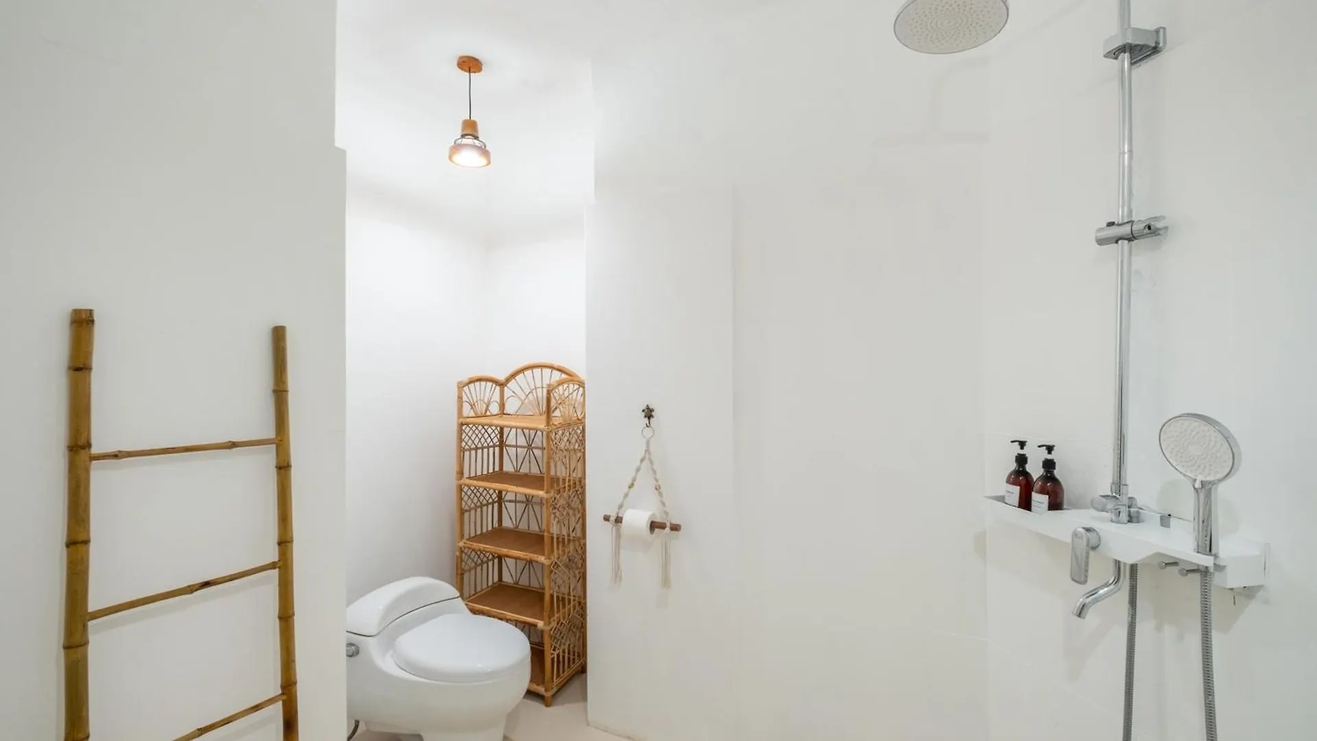 Lalebay Villa Seminyak 0*, Семиньяк