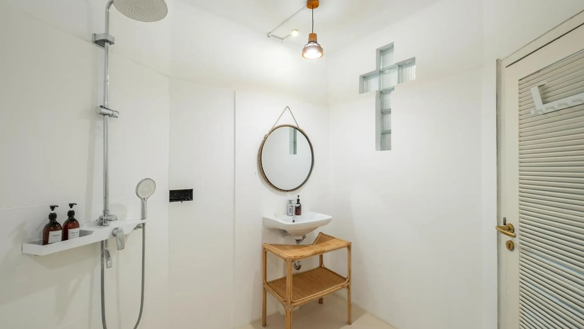 Lalebay Villa Seminyak 0*, Семиньяк Индонезия