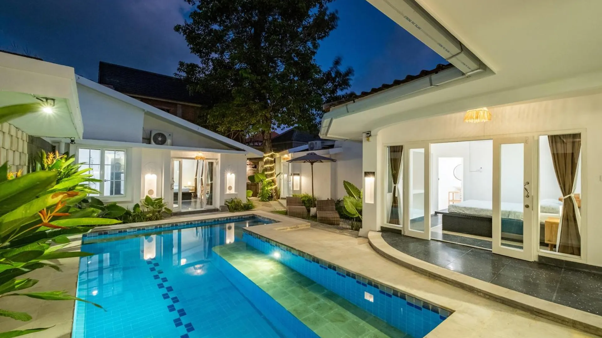 Lalebay Villa Seminyak Семиньяк